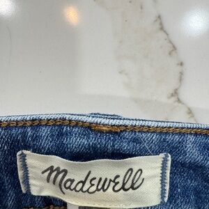 Madewell Mid-Rise Kick Out Jeans in Classic Blue